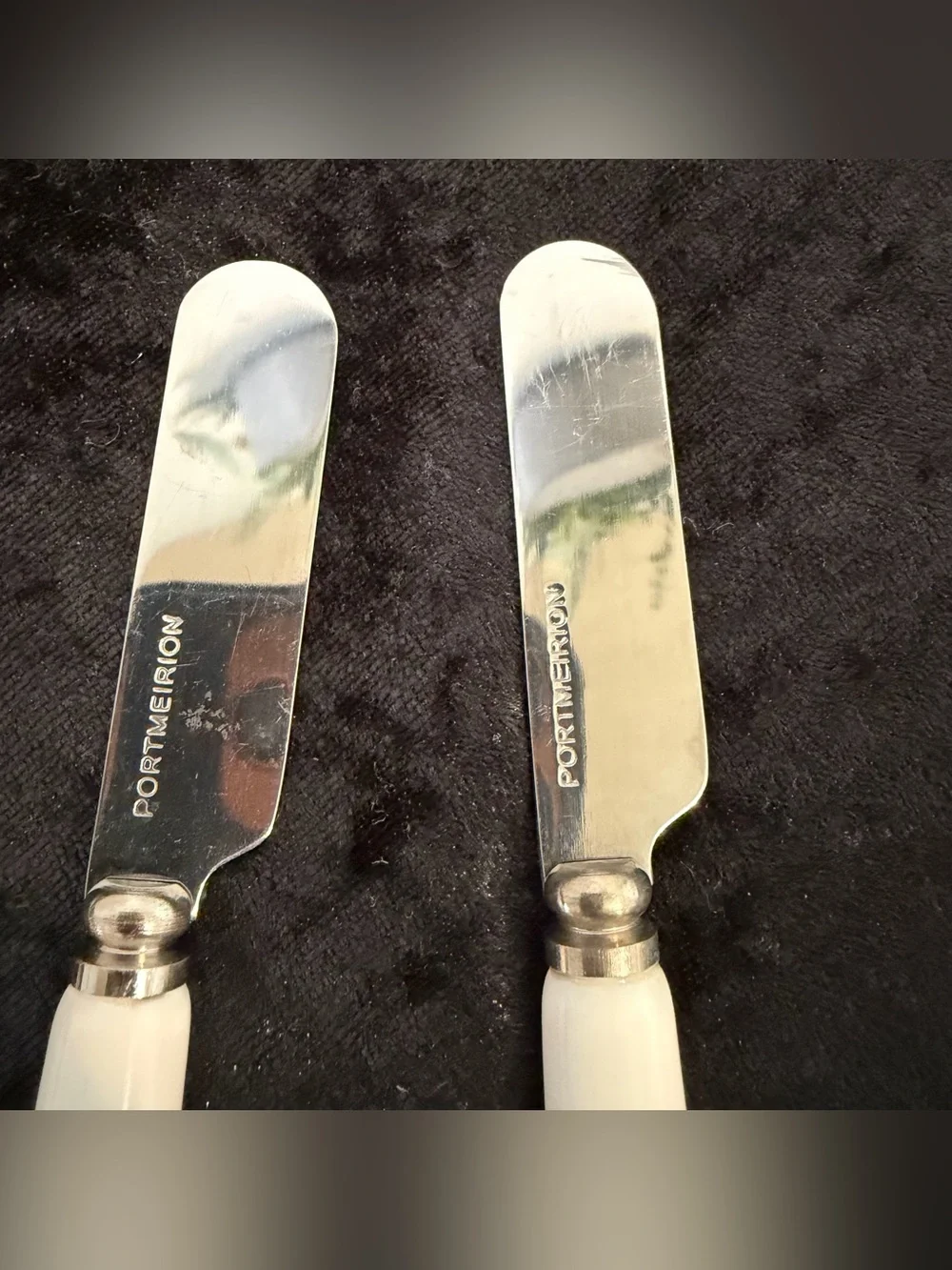 Portmeirion Floral Ceramic Handle Spreaders in white  and Multicolor